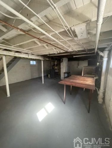 100 Emerson St, Carteret NJ  07008-2612 exterior