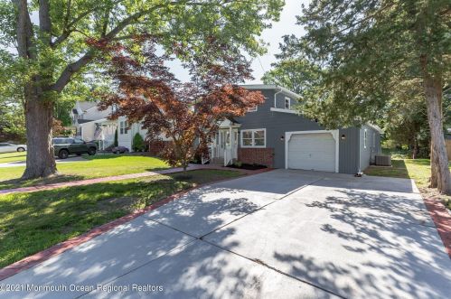 720 Carter Ave, West Deptford NJ  08096-1468 exterior