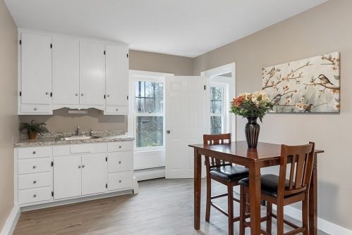 132 Grove St, Royalston MA  01331-2619 exterior