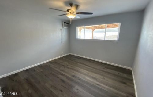 412 17 Dr, Phoenix AZ 85029-5931 exterior