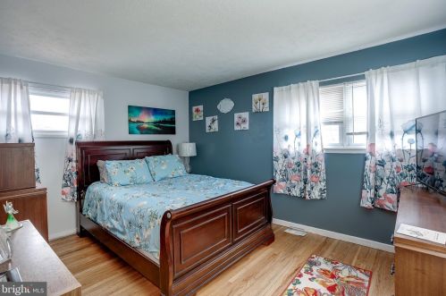 180 Sacramento Ct, West Deptford NJ  08051-1361 exterior