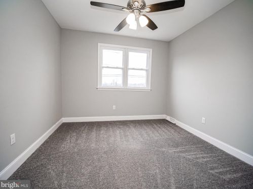 145 Crown Point Rd, West Deptford NJ  08093-1131 exterior