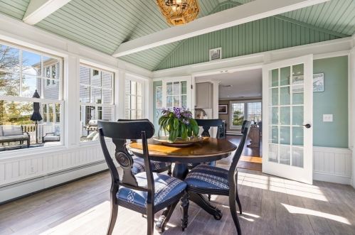 17 Bel Air Rd, Hingham MA 02043-1210 exterior