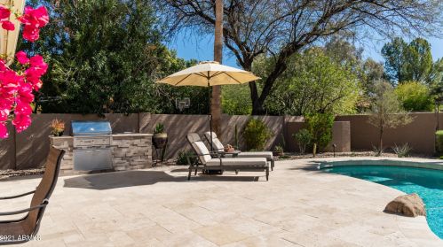 14057 33 St, Phoenix AZ 85032-7201 exterior