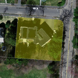 8 Wykeham Rd, Newton MA  02465-2420 aerial view