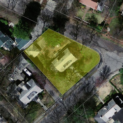 7 Ashmont Rd, Newton MA  02468-1202 aerial view