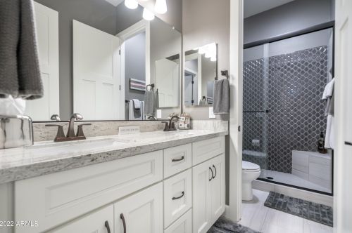 5311 2nd St, Phoenix AZ 85085-7756 exterior