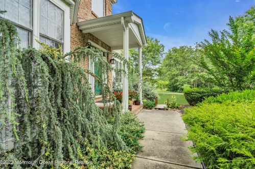 12 Swallow Tail Ct, Jackson Twp NJ 08527-2872 exterior