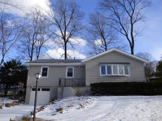23 Lake Shore Rd, Hardyston NJ  07460-1213 exterior