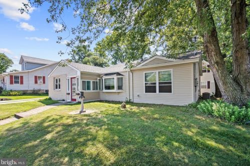 1430 Puritan Ave, West Deptford NJ  08096-1034 exterior