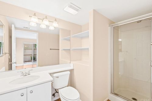 2 Ladypalm, Irvine CA 92618-4078 exterior