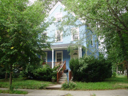 105 Cherry St, Newton, MA 02465-1238