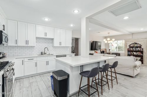 1341 Campbell Ave, Phoenix AZ  85013-2603 exterior