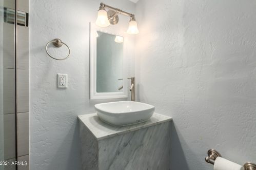 3132 15th Ave, Phoenix AZ 85015-4204 exterior