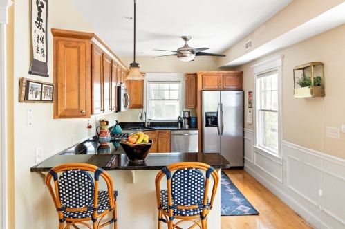 40 Pleasant St, Arlington, MA 02476-6515