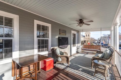 28 Hale St, Beverly MA 01915-2027 exterior