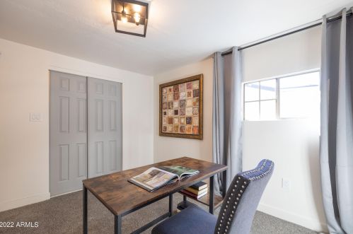 6932 Beatrice St, Phoenix AZ 85043-2397 exterior