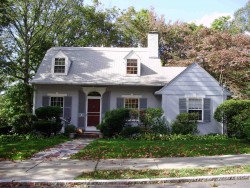 6 Oldham Rd, Newton, MA 02465-2327