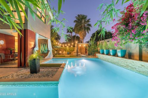 4028 45th St, Phoenix AZ 85044-6060 exterior