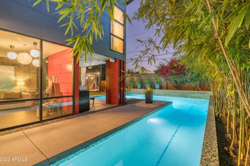 4028 45th St, Phoenix AZ 85044-6060 exterior