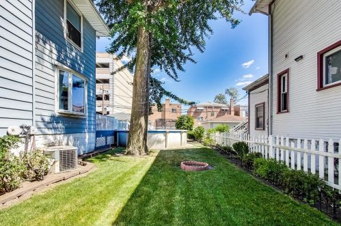 3325 Kenilworth Ave, Forest View IL 60402-1661 exterior