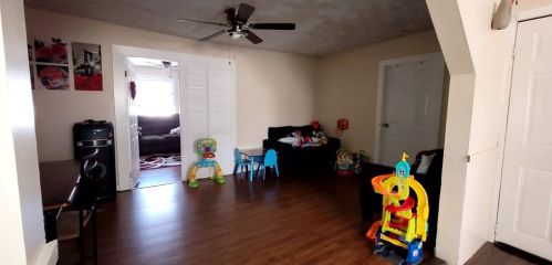 273 Purchase St, New Bedford MA 02740-5738 exterior