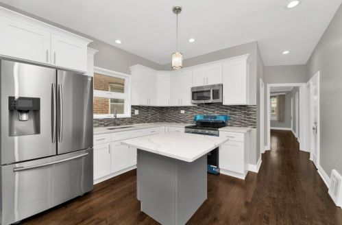 2227 East Ave, Forest View IL  60402-2433 exterior