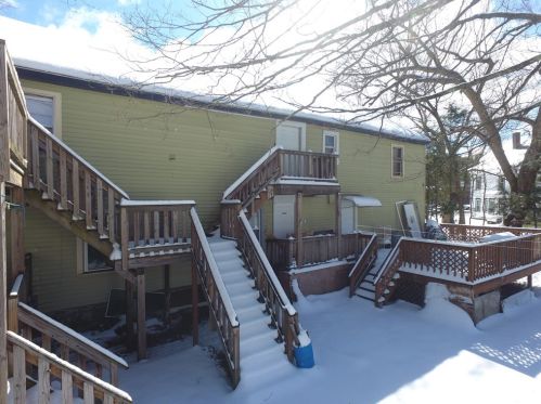 418 Riv St, Winchendon MA 01475-1085 exterior