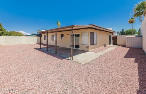 3132 Clinton St, Phoenix AZ  85029-4234 exterior