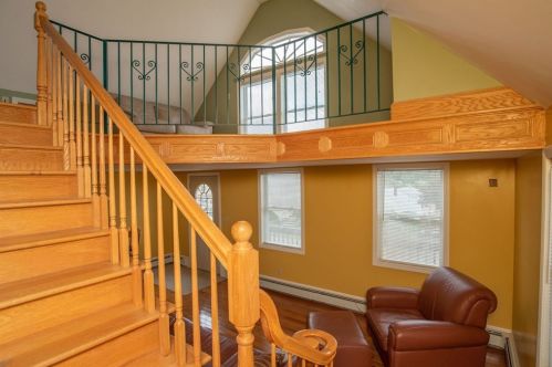 94 Langley St, Fall River MA 02720-4004 exterior