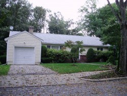 100 Stanley Rd, Newton, MA 02468-2314