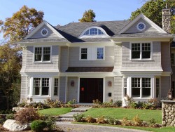 31 Sterling St, Newton, MA 02465-2614