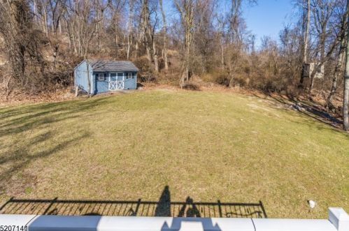 370 Shire Rd, Milford NJ  08848-1720 exterior