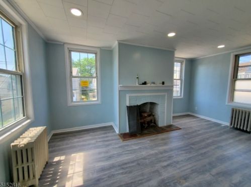 18 Clinton St, Belleville NJ  07109-2414 exterior