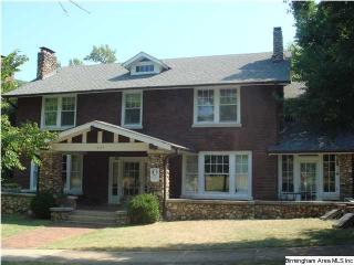 1432 Milner Cres, Birmingham, AL 35205-2916