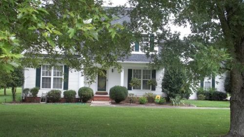 1014 Lewis Jones Blvd, Gallatin, TN 37066-4835