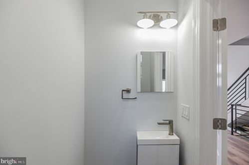 1812 20 St, Philadelphia PA 19145-2035 exterior