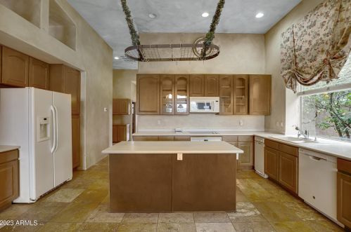 16249 4th St, Phoenix AZ 85020-2902 exterior