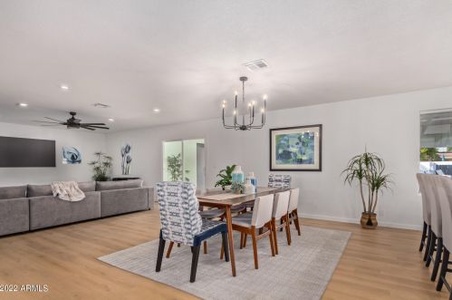 11826 38th Pl, Phoenix AZ  85028-1448 exterior