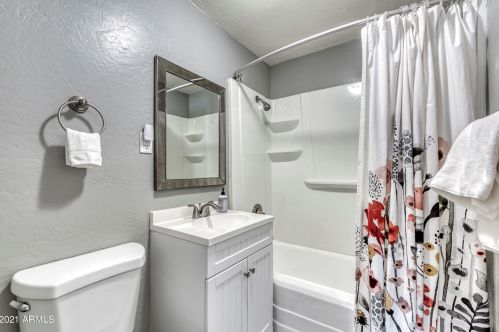 1208 Campbell Ave, Phoenix AZ 85015-3824 exterior