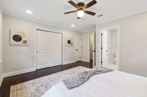 2022 Deren Way, Atlanta GA  30345-3710 exterior