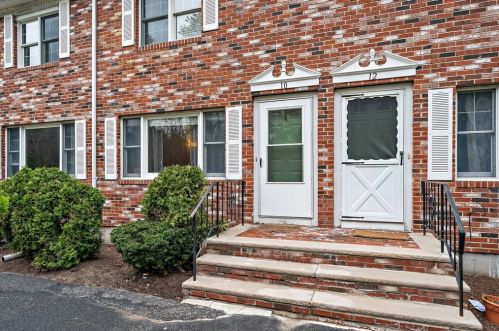 10 Andrew Rd, East Bridgewater, MA 02333-2560