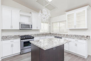 16630 38th Pl, Phoenix, AZ 85048-7944