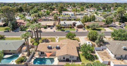 210 Butler Dr, Phoenix AZ 85051-4649 exterior