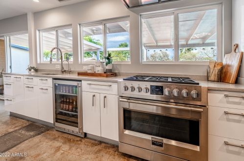 10007 30 Pl, Phoenix AZ 85028-4407 exterior