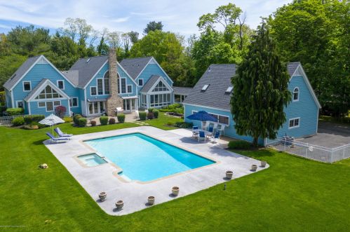 125 Bridges Rd, Little Silver NJ 07739-1634 exterior