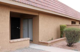 511 Blackhawk Dr, Phoenix, AZ 85027-3715
