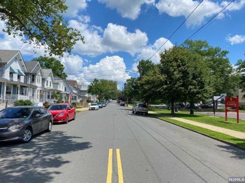 385 Hickory St, Kearny NJ 07032-3421 exterior