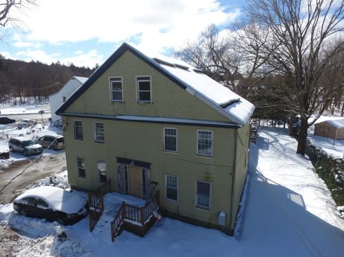 418 Riv St, Winchendon MA 01475-1085 exterior