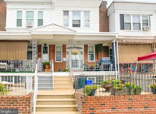 4117 Gilham St, Philadelphia, PA 19135-2512